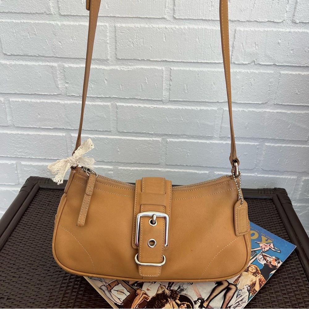 Y2K Coach Hampton Demi Buckle Crossbody Bag ๐ค - Picture 2 of 13